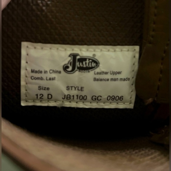 Justin Dark Brown Tan Leather Men's 12 B Round Toe Western Heel Cowboy Boots - Picture 7 of 7